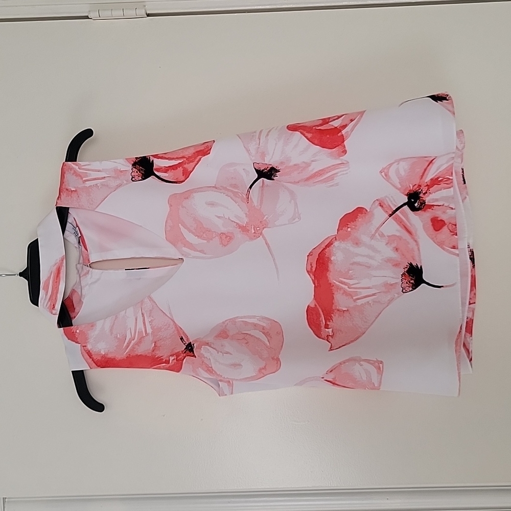 Halston sleeveless floral blouse